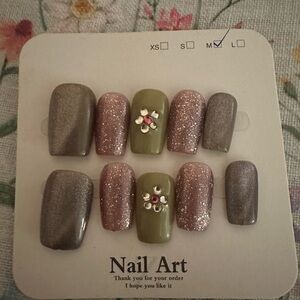 Glitter and Olive Nail Art Set